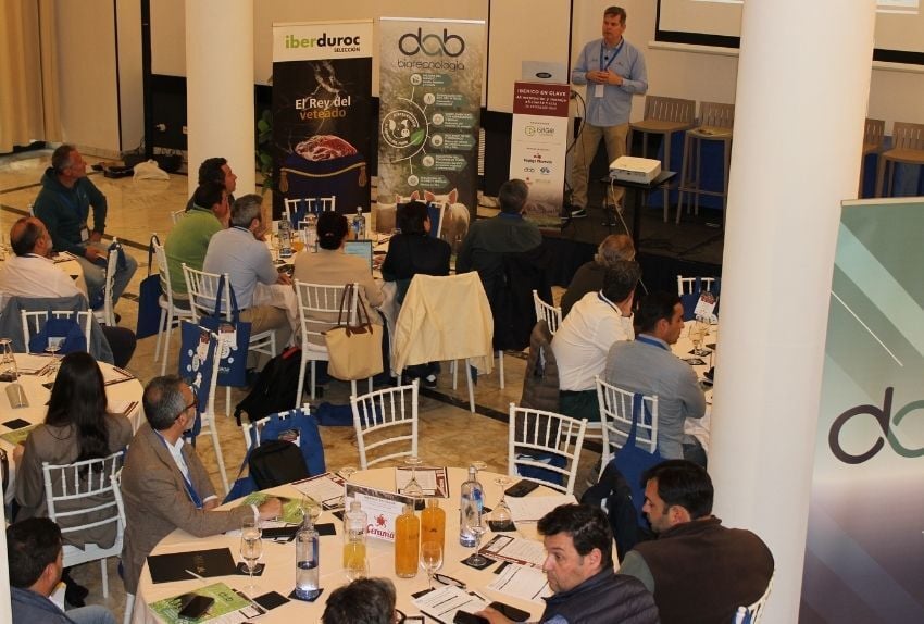 jornada de Ibérico en Clave, una respuesta y un espacio ubicado a los retos actuales del porcino ibérico.